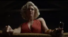 Horor se stylovým jednopísmenným názvem X proti sobě postaví pornoherce a děsivé vesničany