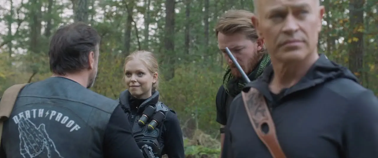 willis-si-letos-smlsne-na-zlate-maline-4