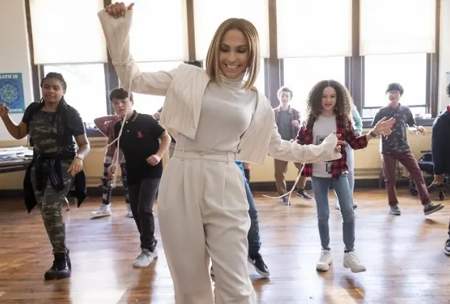 roky-postupuji-presto-se-nezda-ze-by-tyto-slavne-herecky-starly-jaky-je-jejich-recept-na-vecne-mladi-2