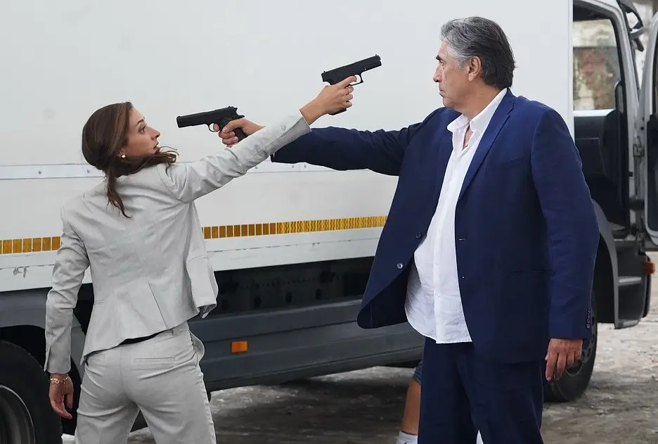 ceska-verze-randalla-a-hopkirka-s-nazvem-duch-je-spise-jeho-parodii-rikaji-divaci-po-prvnim-dilu-2