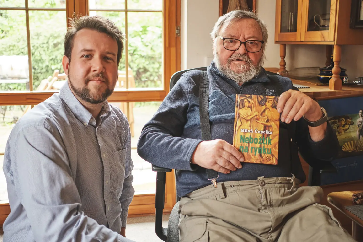 na-milovniky-divadla-jary-cimrmana-ceka-lahudka-novy-dokumentarni-cyklus