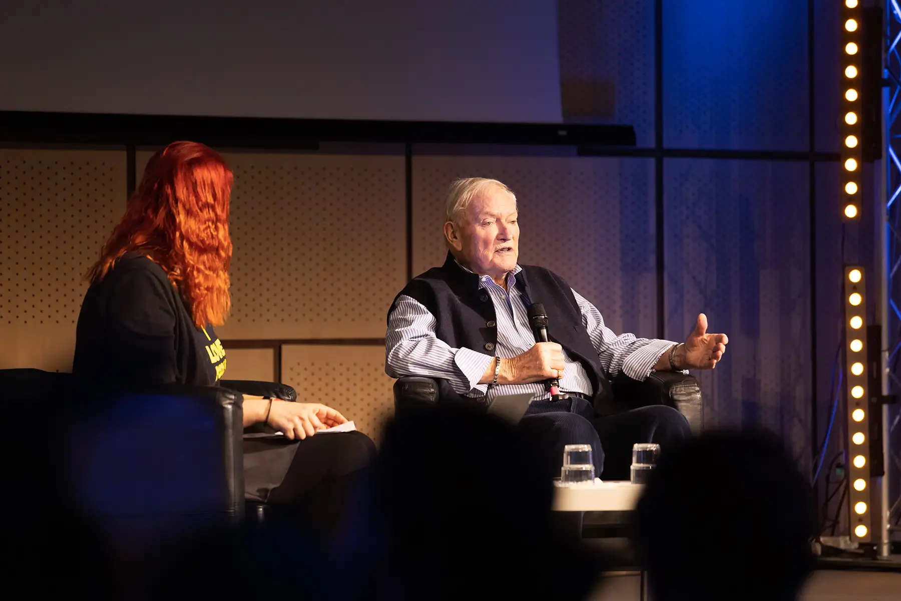 comic-con-2022-rychle-sipy-ozivaji-serial-pana-prstenu-je-zbytecny-a-musk-komplikuje-astronomii-15