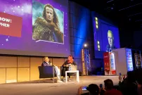 Comic-Con 2022: Tarzan s Bondem na procházce, Holly by chtěla být Kocourem a Kotleta točí pornohoror