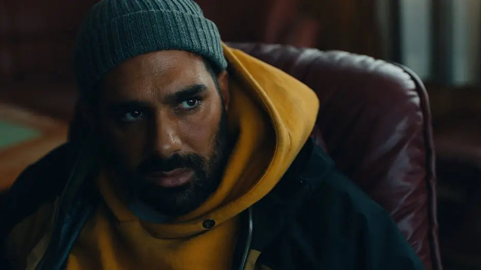 divoch-chce-uniknout-pred-povinnostmi-do-prirody-neprekvapive-si-tim-moc-nepomuze-trefna-danska-komedie-o-krizi-muzstvi-2