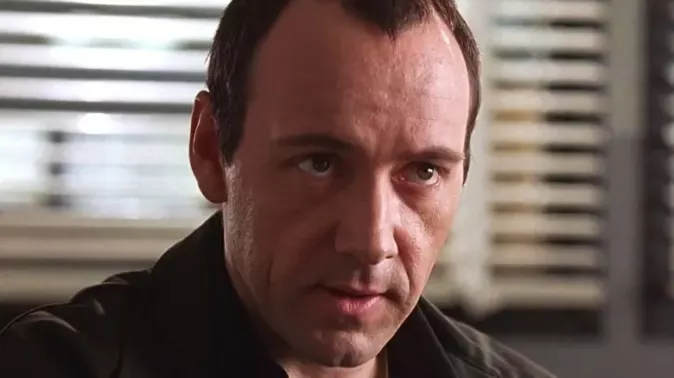 Proklínaný a zapovězený predátor Kevin Spacey se vrací v novém filmu, který může znamenat trojitý comeback