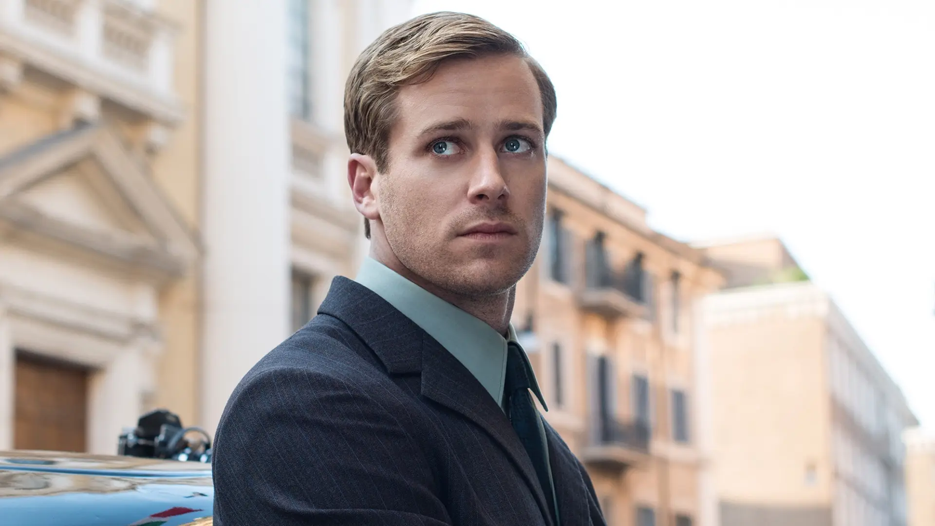 Herec Armie Hammer už po kanibalské kauze není vyvrhel. „Můj diář je dost plný," tvrdí