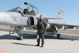 „Vojenský pilot by po sestřelení vždycky věděl, co dělat,“ tvrdí o Top Gunu a Cruisově Maverickovi generál Jaroslav Míka