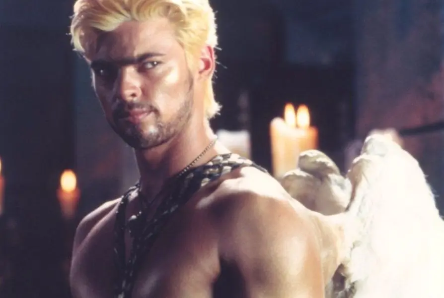 karl-urban-vzpominka-na-dobu-kdy-predstavitel-butchera-z-the-boys-hral-v-xene-a-herkulovi-2