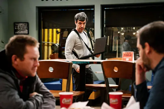 nerdsky-borat-z-kanady-vam-pomuze-naplanovat-dokonaly-zivot-staci-se-jen-vzdat-zdraveho-rozumu