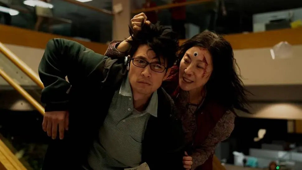 Kinolog: Všechno, všude, najednou – úplně nejvíc nejlepší film roku?