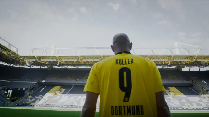 Kterak montér ze Smetanovy Lhoty sázel góly Realu Madrid. Dokument o fenomenálním Janu Kollerovi ocení fanoušci fotbalu a sponzoři