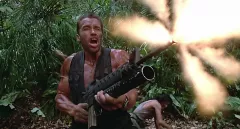 Nový Predátor je skvělý. Proč jsme ale nikdy nedostali testosteronová pokračování se Schwarzeneggerem?