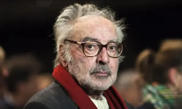 byl-nejvetsi-zijici-ikonou-filmove-rezie-jean-luc-godard-objevil-pro-svet-belmonda-a-natocil-tarantinuv-nejoblibenejsi-film