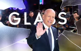 Prodal Bruce Willis práva na své digitální já, aby se mohl nadále objevovat ve filmech?