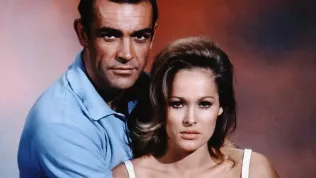 James Bond na plátna vstoupil poprvé před 60 lety. Autor knižní předlohy považoval obsazení Conneryho za osobní urážku