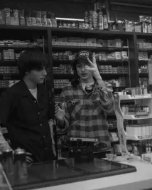 Finn Wolfhard - Night Shifts (2020), Obrázek #3