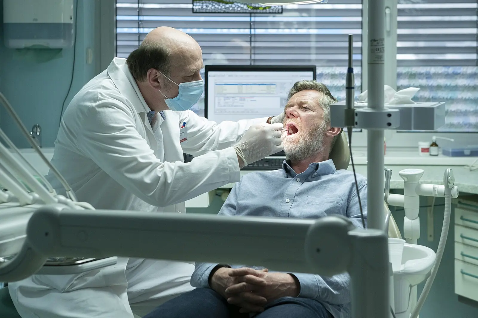 bezva-zuby-na-zasnuby-skvela-telka-od-vejdelka-ct-vraci-do-hry-nedelni-chvilky-poezie-2