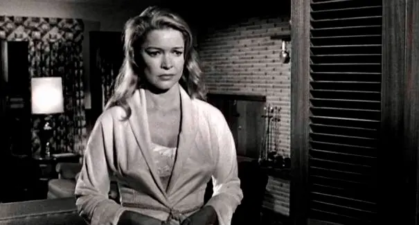 jedna-z-nejvsestrannejsich-herecek-slavi-90-narozeniny-ellen-burstyn-se-po-pulstoleti-vrati-k-vymitaci-dabla-4