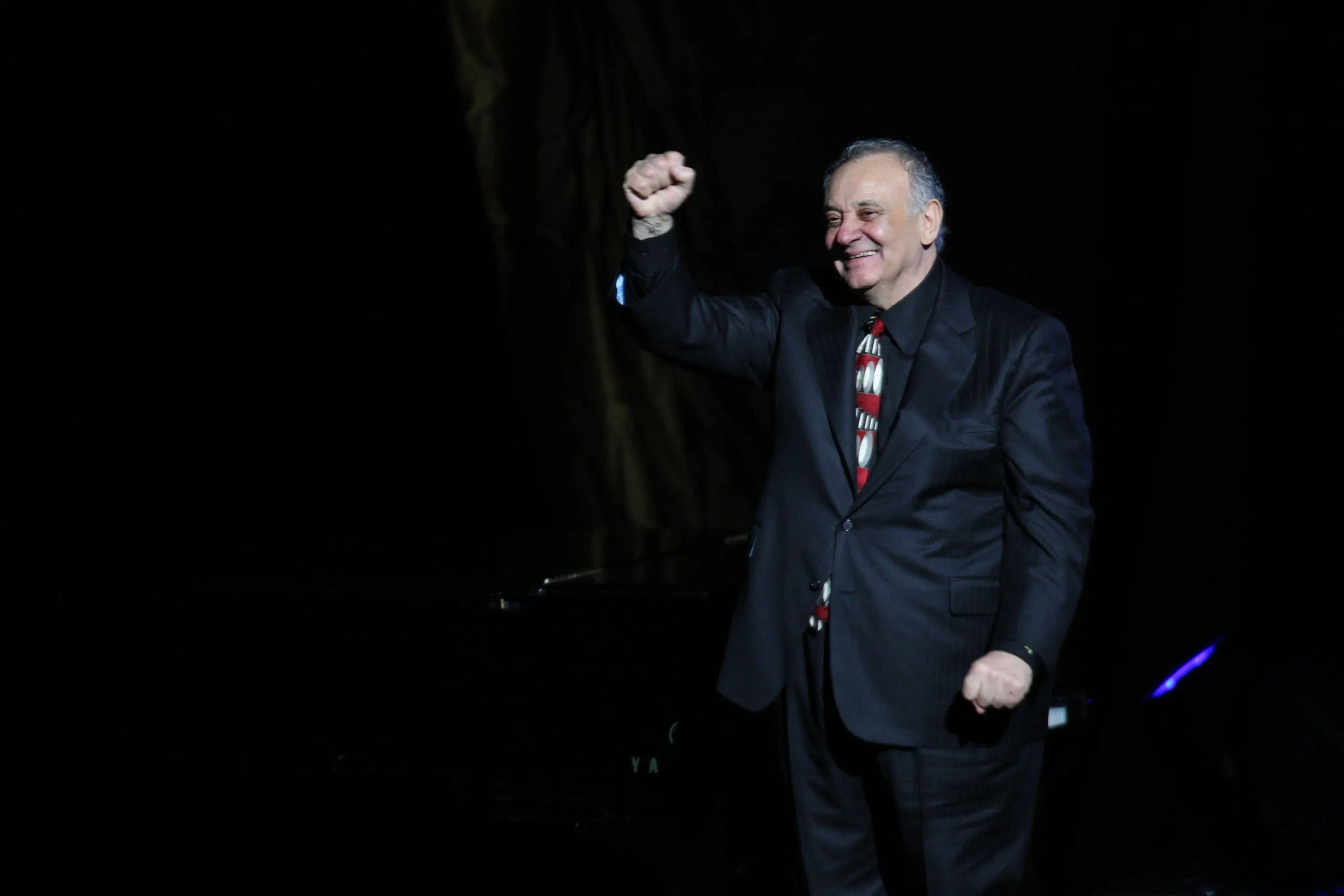 zemrel-skladatel-mestecka-twin-peaks-s-citem-pro-mysteriozni-hudebni-motivy-1