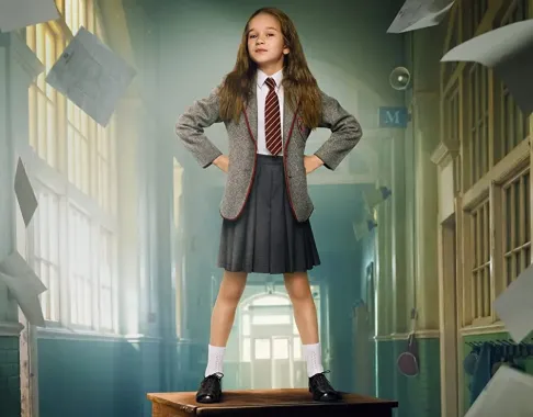 Matilda umí nahnat hrůzu dospělým možná ještě víc než jejich ratolestem. Takhle vypadá film, který chápe dětské publikum