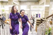 Vypelichaná Zlatá labuť zatím útrpně čeká na příchod nacisty Plesla