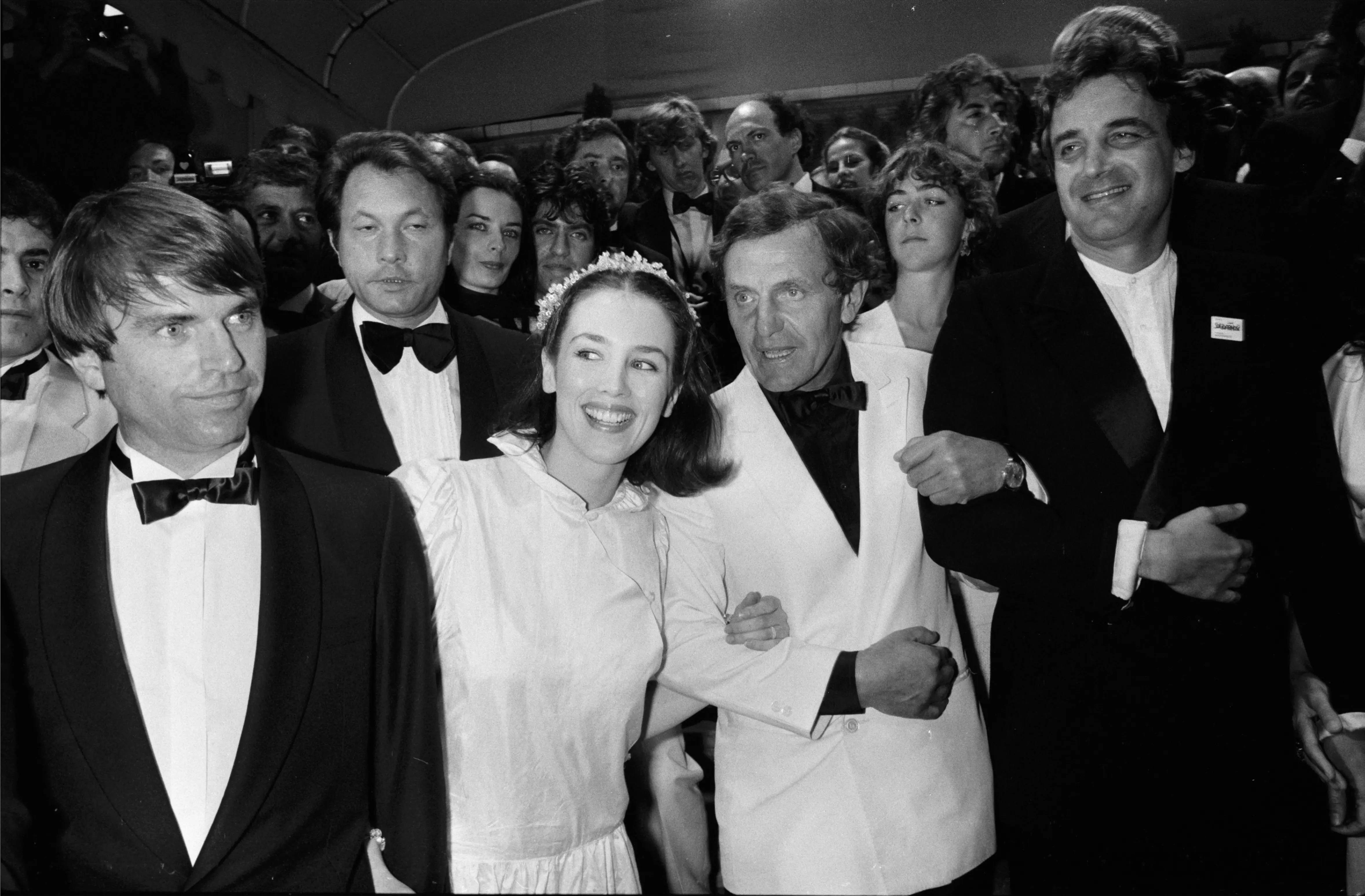 nejstrasnejsi-vec-co-jsem-kdy-udelal-sam-neill-vzpomina-na-skandalni-drama-ktere-jeho-hereckou-kolegyni-dohnalo-k-pokusu-o-sebevrazdu