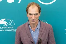 Julian Sands