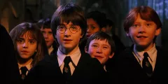 Harryho Pottera chtějí Warneři přetočit jako seriál o sedmi řadách