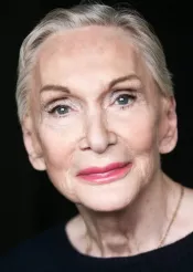 Siân Phillips