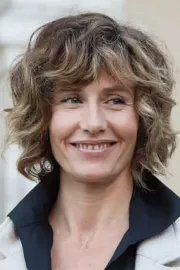 Cécile De France