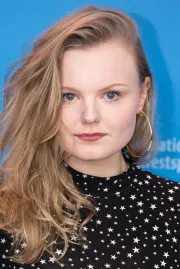 Maria-Victoria Dragus