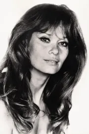 Léa Massari