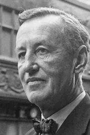 Ian Fleming (I)