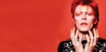 Před 50 lety Bowie spáchal rokenrolovou „sebevraždu“. Záznam koncertu je v kinech