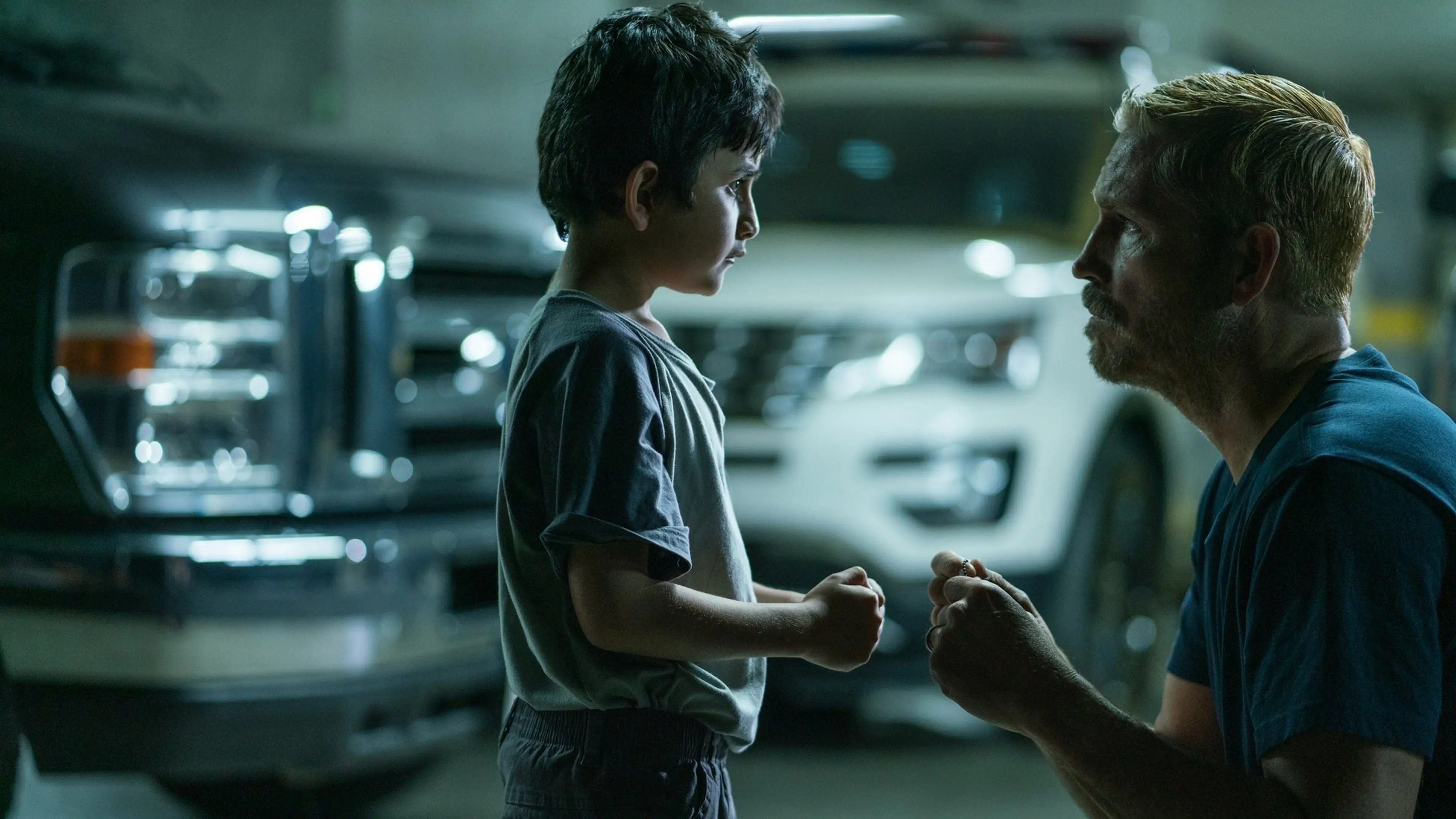 Kontroverzní thriller o únosech dětí dobývá kina a konspirační teoretici jsou nadšení