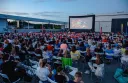Letní kino na střeše Centra Černý Most nabízí další filmové hity