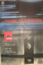 Covjek sa fotografije