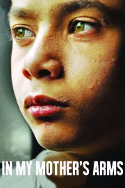 V maminčině náručí