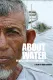Über Wasser: Menschen und gelbe Kanister