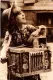 Petite chanteuse des rues, La