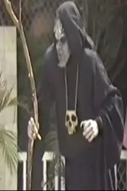 Extraña presencia, La