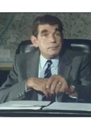 Deuxième couteau, Le