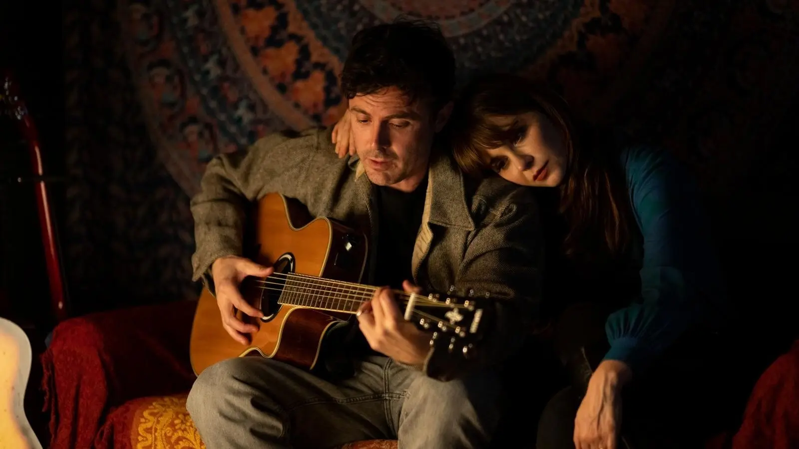 Casey Affleck v životopisném filmu o hudebnících, kteří na slávu čekali přes třicet let