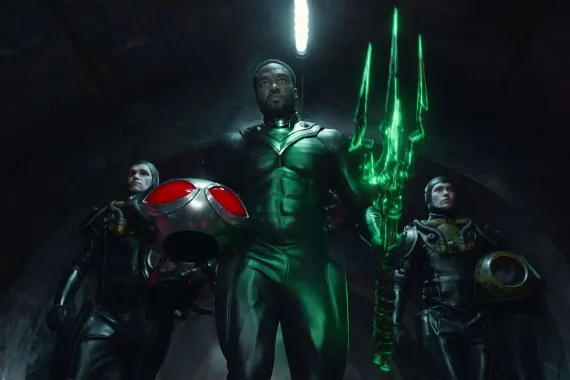 První záběry z dvojky Aquamana. Film má být tak špatný, že studio zazdí propagaci
