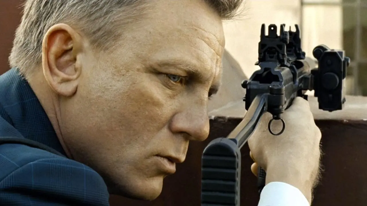 Rozhodně muž, bílá pleť není samozřejmostí. Producenti se vyjádřili k volbě příštího Bonda