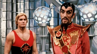 Směšný brak, nebo dokonalost? Flash Gordon na Supermana a Star Wars nestačil, ale je milován