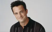Přátelé přišli o Chandlera. Ve věku pouhých 54 let nečekaně zemřel Matthew Perry