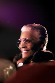 Dionne Warwick: Neměň mě