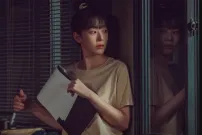 Květiny v písku: trailer