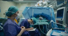 Studentský film Tělo-duše-pacient o nácviku situací mediků je k vidění zdarma